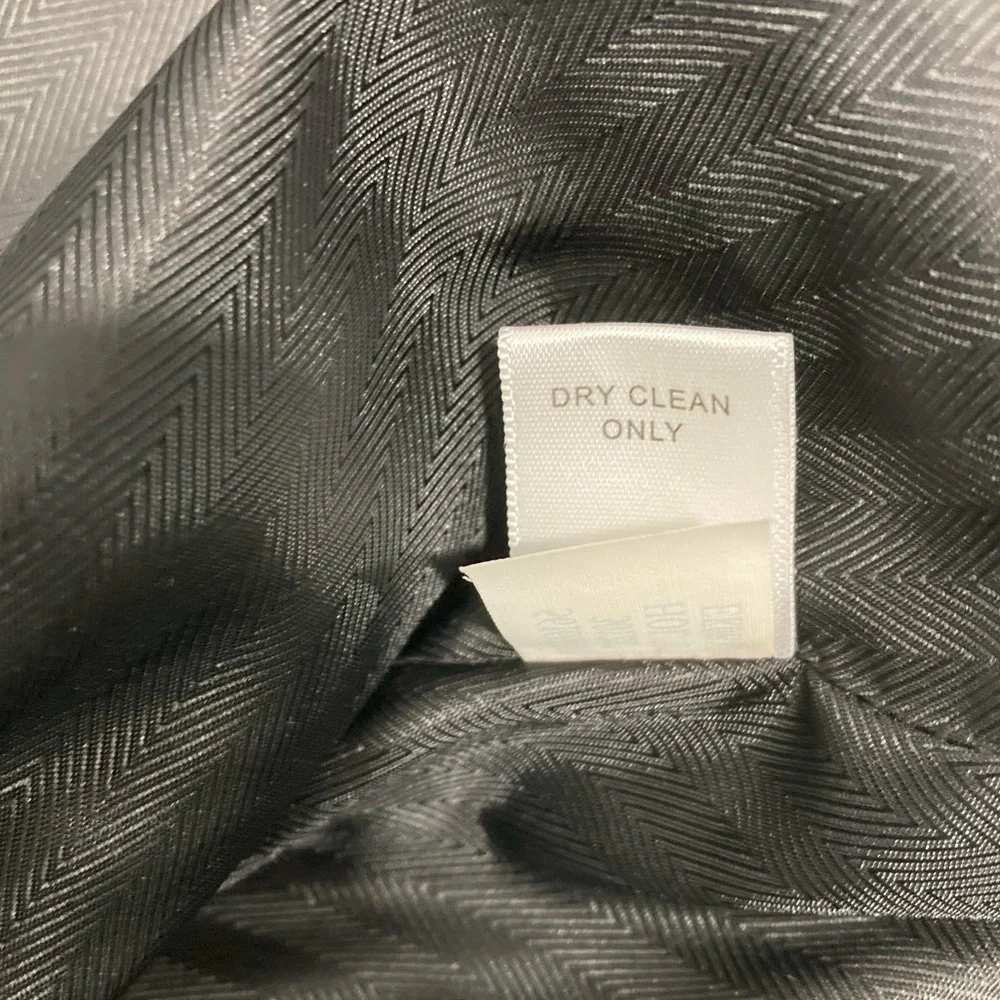 Banana Republic 
S black/ cream - Picture 8 of 10